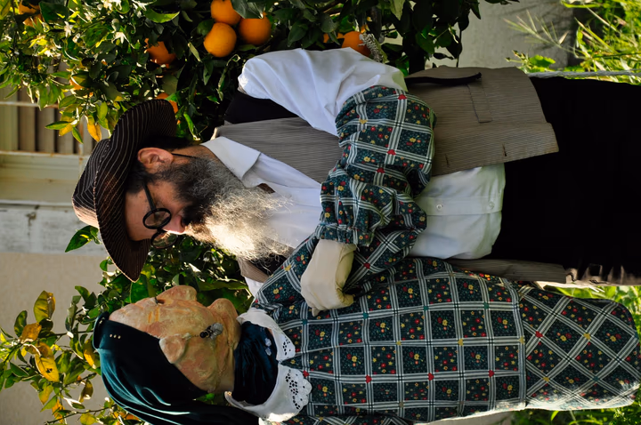 גלריית מאחורי הדבש – תמונה 83