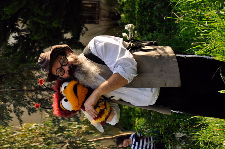 גלריית מאחורי הדבש – תמונה 488