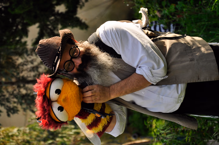 גלריית מאחורי הדבש – תמונה 421