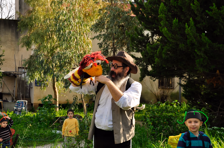 גלריית מאחורי הדבש – תמונה 21