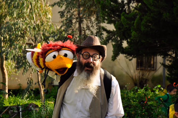 גלריית מאחורי הדבש – תמונה 344