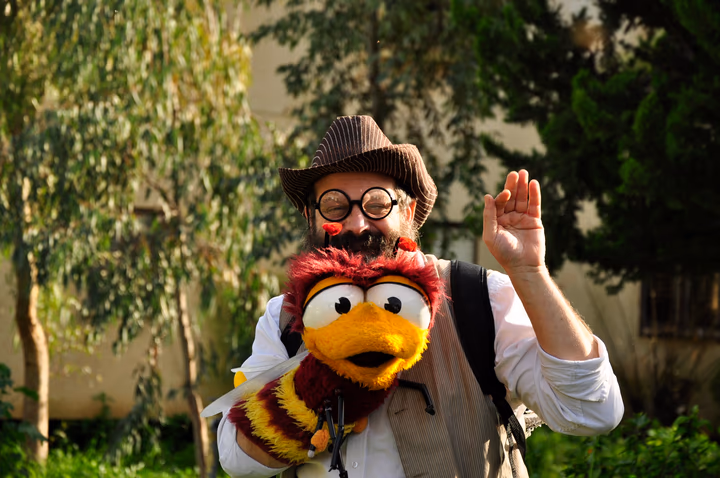 גלריית מאחורי הדבש – תמונה 379