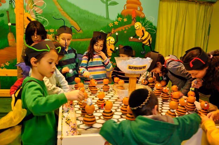 גלריית מאחורי הדבש – תמונה 416